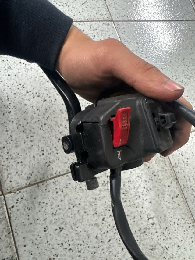 Piña Izquierda Derbi GPR 49