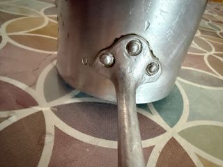 Cazo antiguo de metal