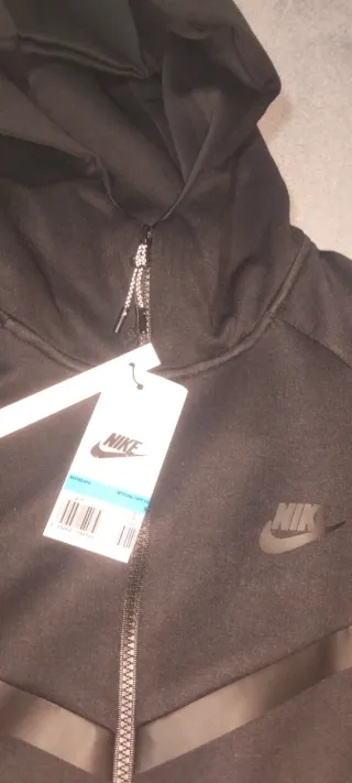 Chaqueta Nike Tech Fleece Negra Talla M