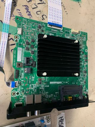 Hisense 65E78HQ pantalla rota