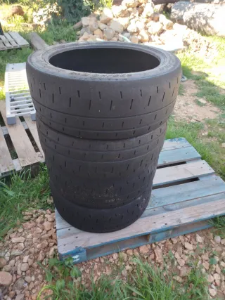 4 Neumáticos Pirelli P Zero RA 235/40 R18
