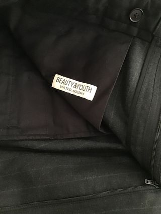 Pantalón de vestir Beauty & Youth - United Arrows