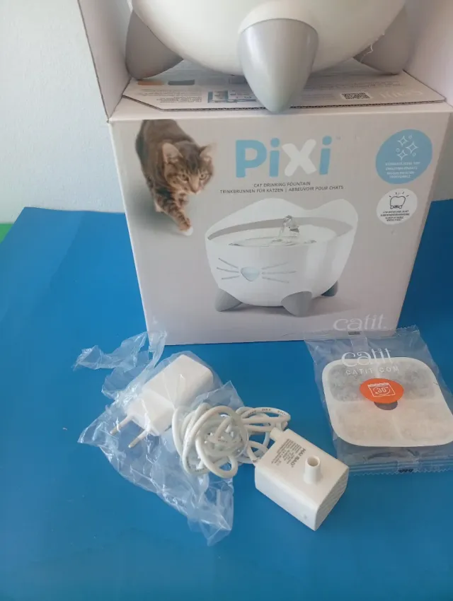 Fuente de agua para gatos Pixi Catit