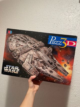 Puzzle 3D Star Wars Millennium Falcon MB