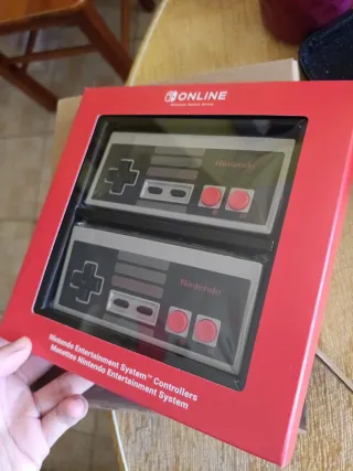Mandos NES Nintendo Switch Online sin abrir