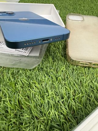 iPhone 13 128GB Blu + Accessori