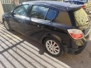 Opel Astra 2004