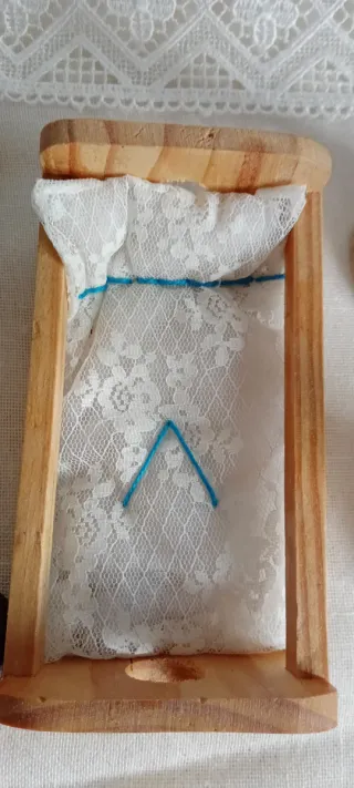 Cuna Niño Jesús y Figuras Comunión Antiguas