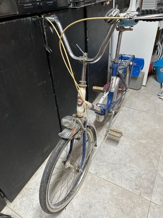Bicicleta Paseo Vintage Azul y Blanca GAC