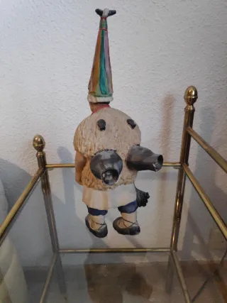 Figura cerámica Zampazar multicolor