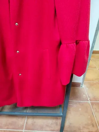 Abrigo rojo ONLY mujer