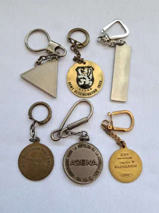 Llaveros Lois, Radiola, Adena...