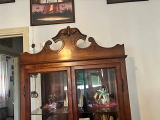 Vetrinetta in legno e vetro