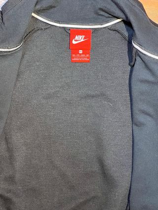Sudadera chaqueta Nike corta de mujer negra