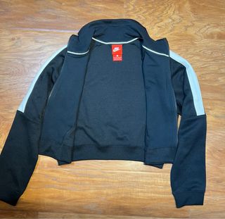 Sudadera chaqueta Nike corta de mujer negra