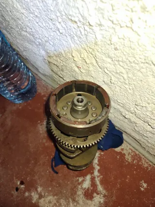 Regulador Suzuki GS 500 y cigueñal