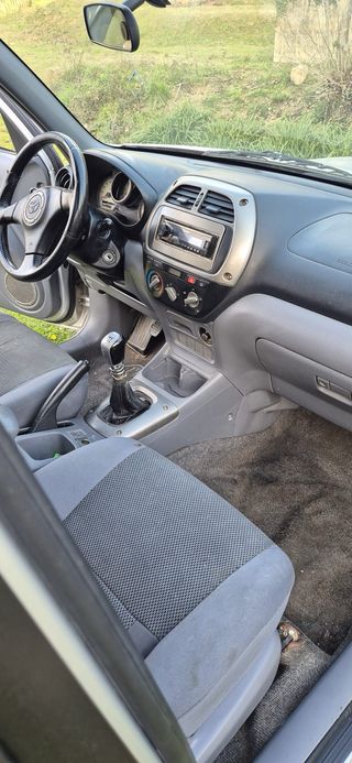 Toyota RAV4 2003