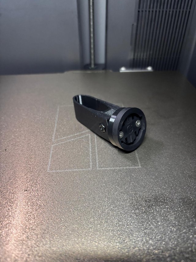 Soporte Garmin Varia Pinarello Grevil 2024