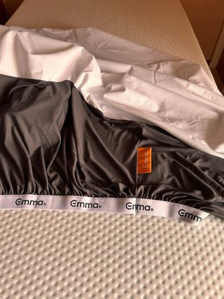 Protector Colchón Impermeable Emma Marrón/Blanco