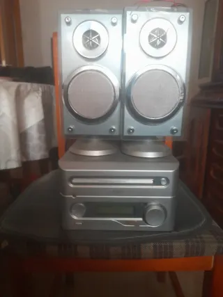 Equipo de música AIRIS CD MP3