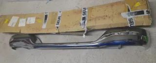 Paragolpes trasero Toyota hilux 04