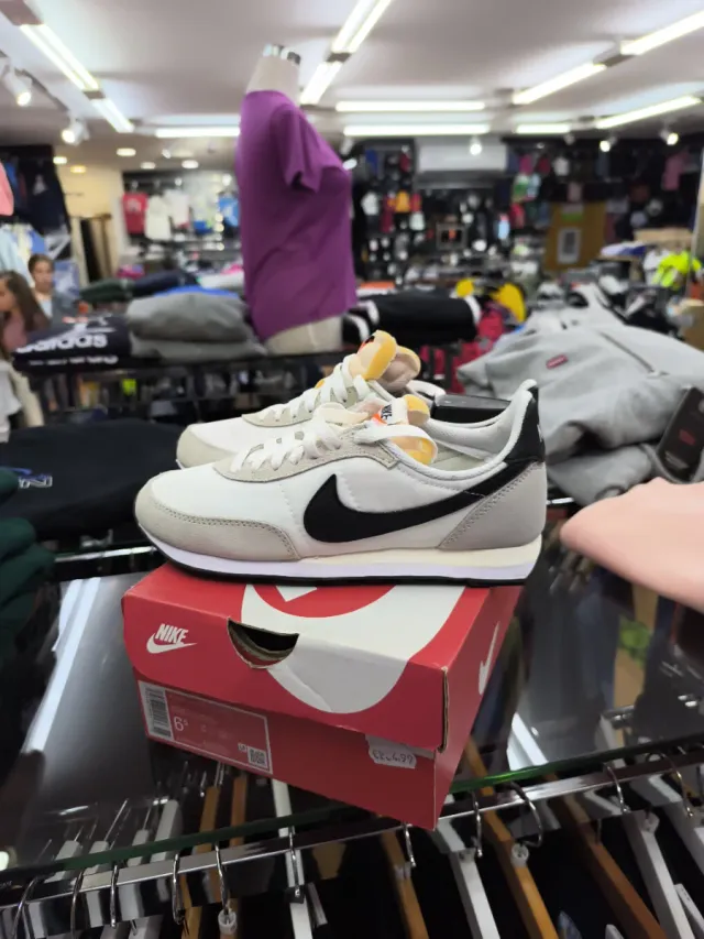 Nike Waffle Trainer Beige/Blanco Talla 39