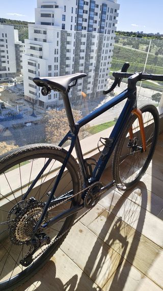 Orbea Terra Gravel - Carbono 2024 -- 2000km