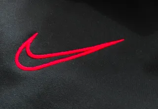 Sudadera Nike Dry-Fit Entrenamiento XL Negra