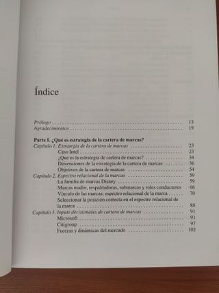 Libro Estrategia de la Cartera de Marcas - Deusto