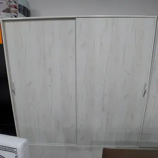 Mueble 2x2m nuevo 299€