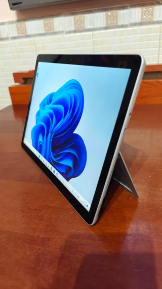 Microsoft Surface Go 4--8/128