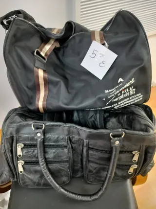 Bolsos de viaje negros