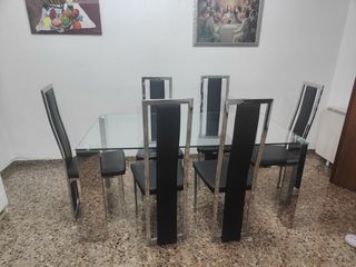 Mesa de comedor moderna negra y plateada para 6