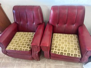 2 Sillones de Cuero Rojos Antiguos