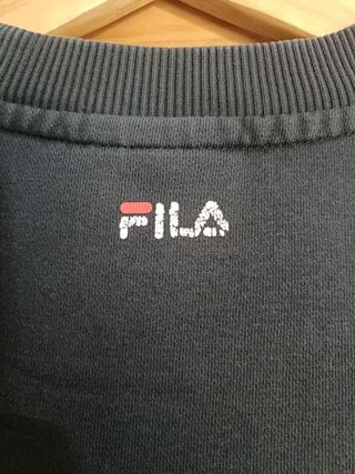 Sudadera Fila Color Negro, Verde y Blanco Talla S.