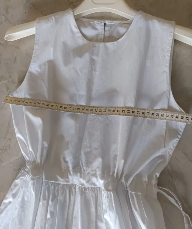 Vestito bianco in cotone