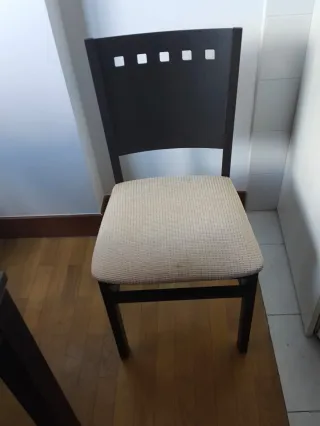 Mesa de comedor con 6 sillas