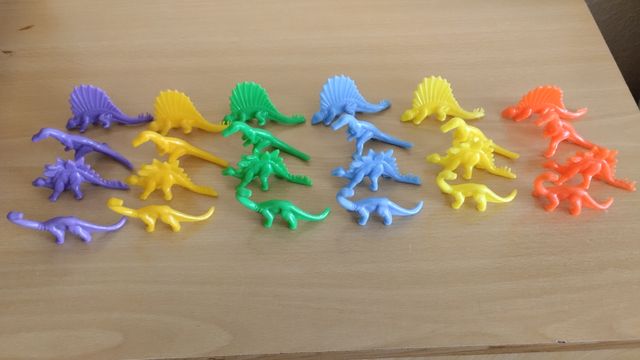 Lote Dinosaurios Plástico Colores