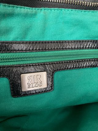 Bolso negro piel efecto cocodrilo