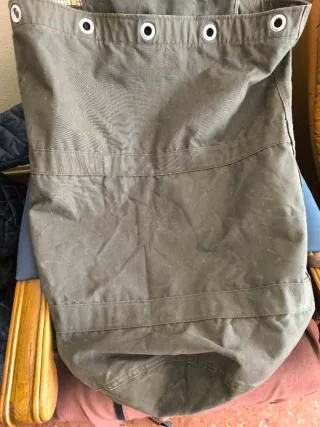 Mochila grande verde militar