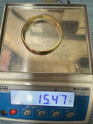 Pulsera media caña oro