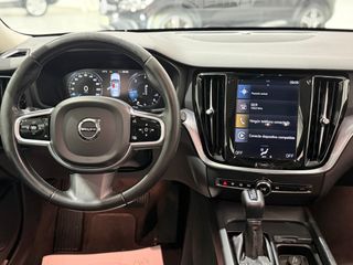 VOLVO V60 Cross Country 2.0 D4