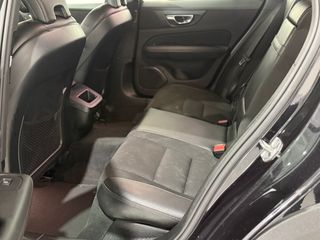 VOLVO V60 Cross Country 2.0 D4