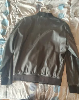 Chaqueta Bomber Zara Negra Cuero Sintético