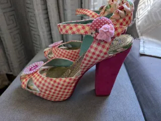 Sandalias Irregular Choice Multicolor