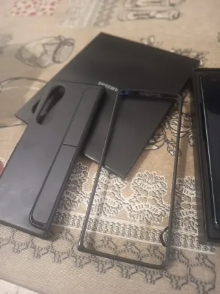 Samsung Galaxy Z Fold 4
