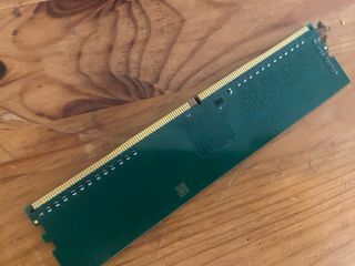 Memoria RAM Crucial DDR4 defectuosa