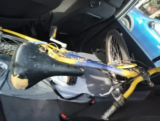 Bicicleta Montaña Azul y Amarilla para piezas