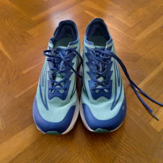 FILA ASTATINE carbono