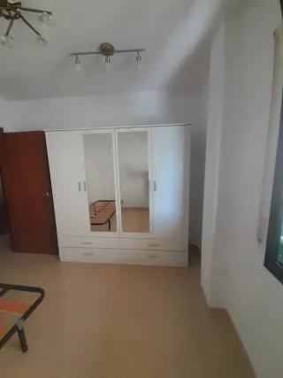 Armario 280€ nuevo 2x2m